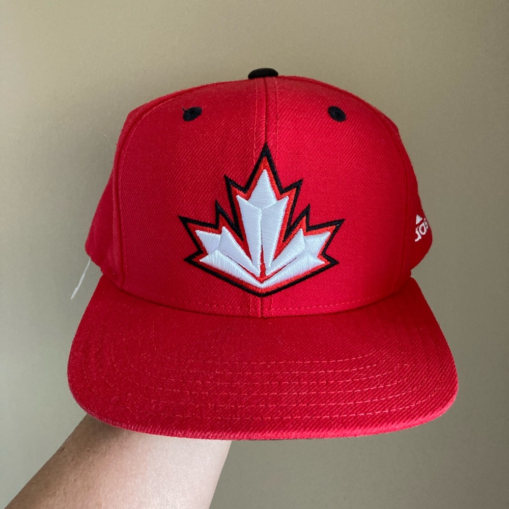 HP🌟Adidas, Hockey World Cup 2016 Toronto Maple Leafs ,Red Cap, One size fits all